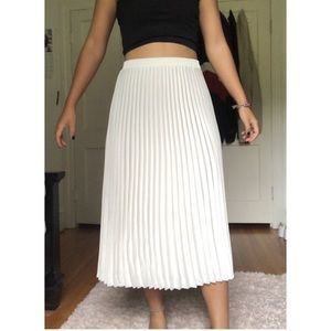 NWOT white midi skirt